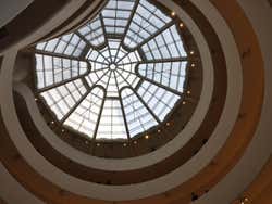 Espiral e cúpula do Museu Guggenheim